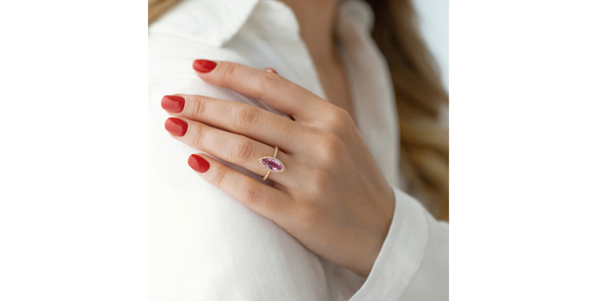 Diamond ring with Sapphire Charming Night