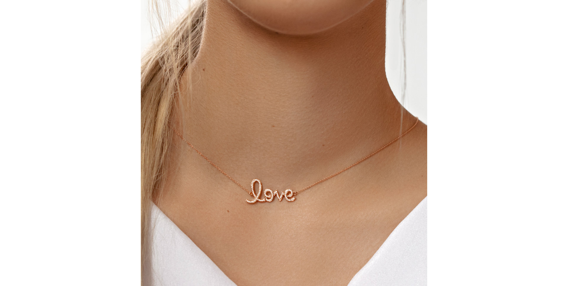 Diamond necklace Love