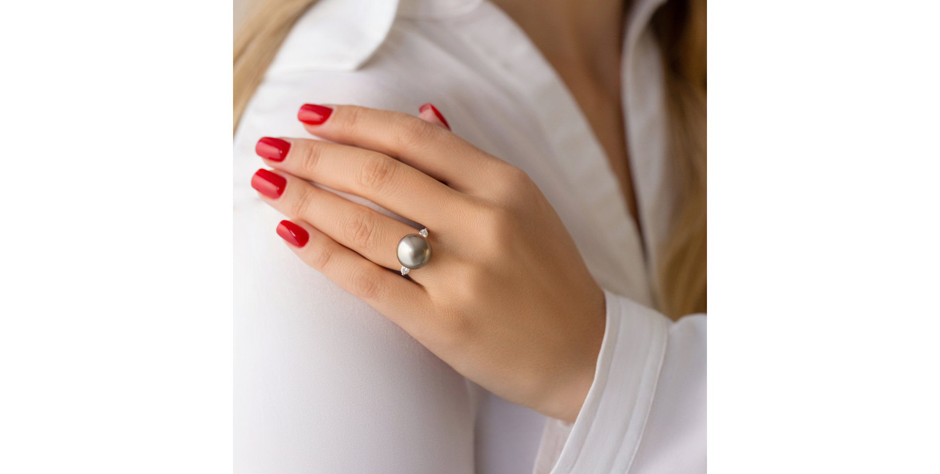 Diamond ring with Pearl Pearly Temptation