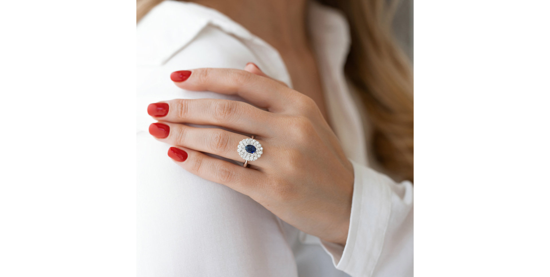 Diamond ring with Sapphire Sapphire Majesty