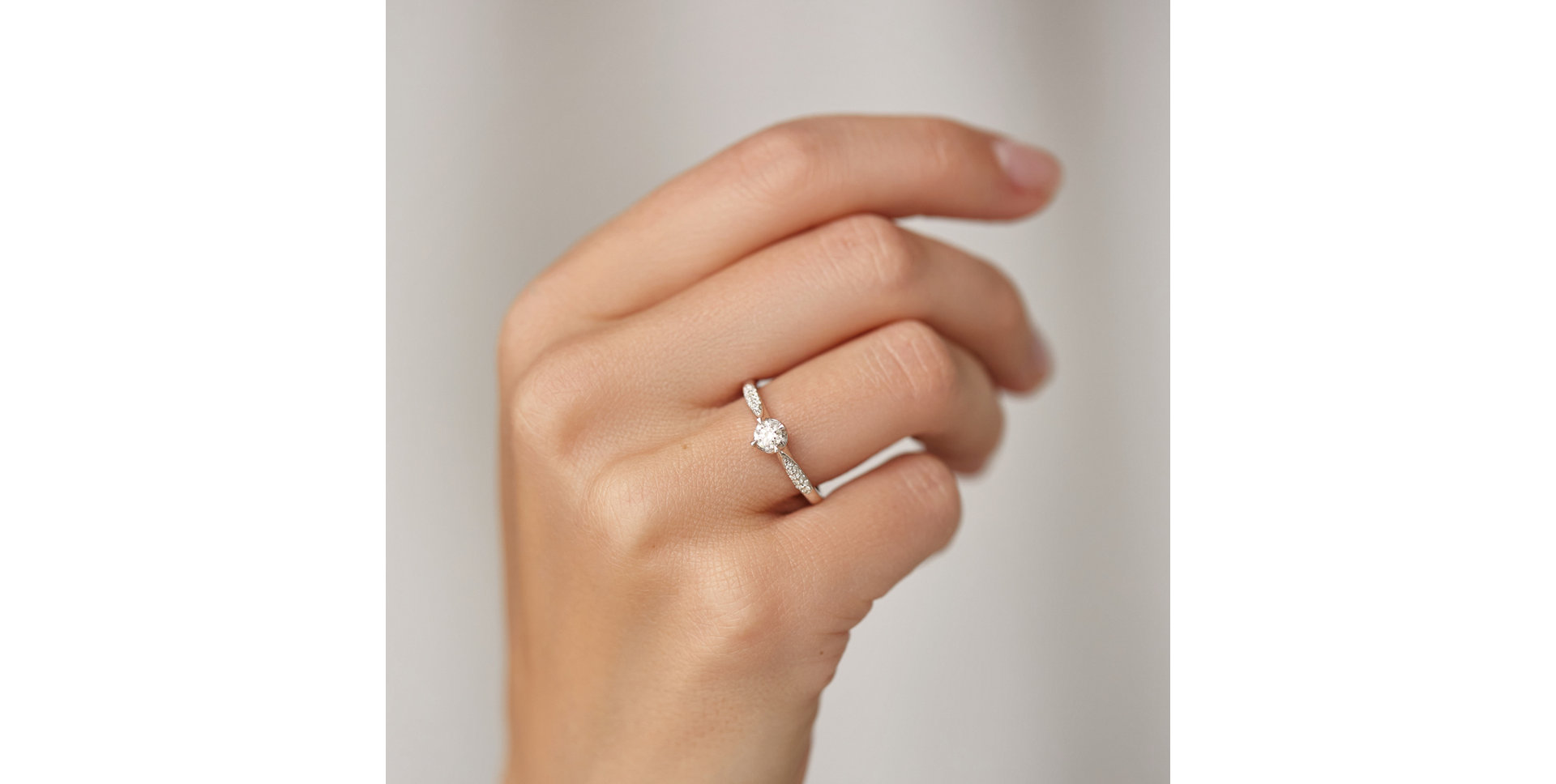 Diamond ring Tender Feel