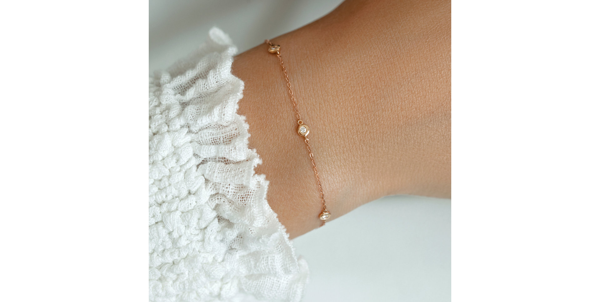 Diamond bracelet Dots