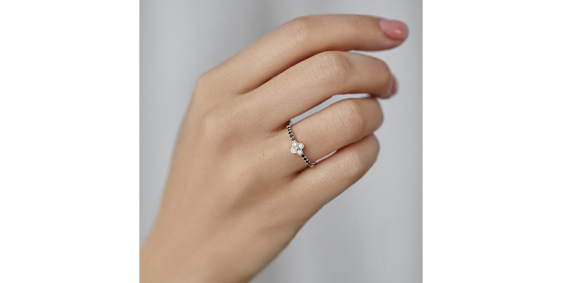 Diamond ring Cloverina