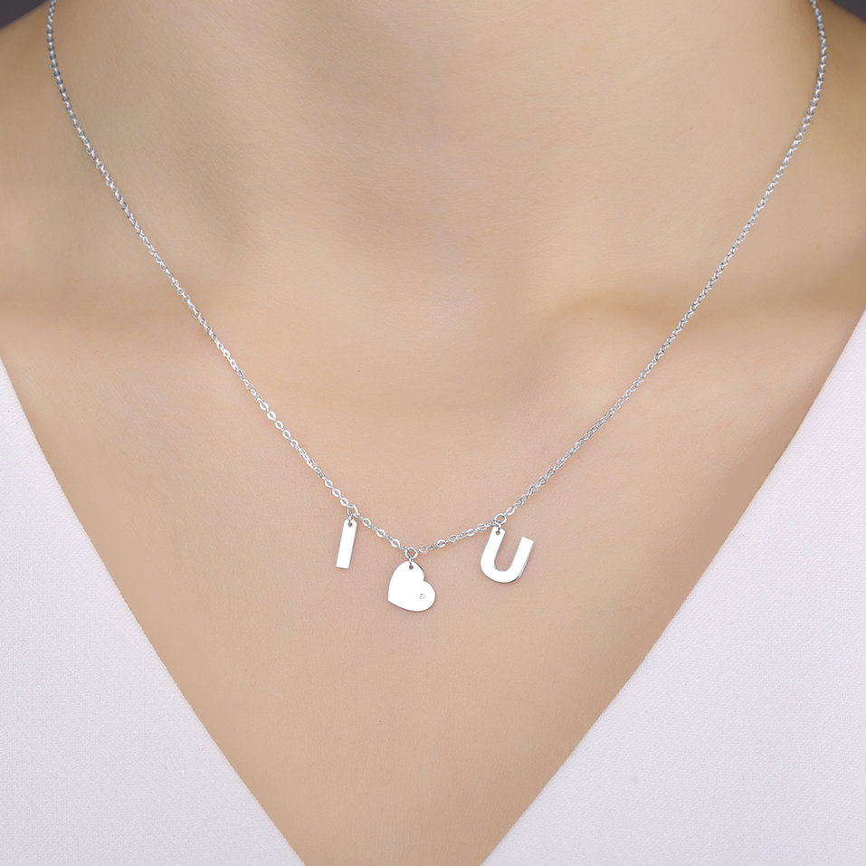 Diamond necklace Amour