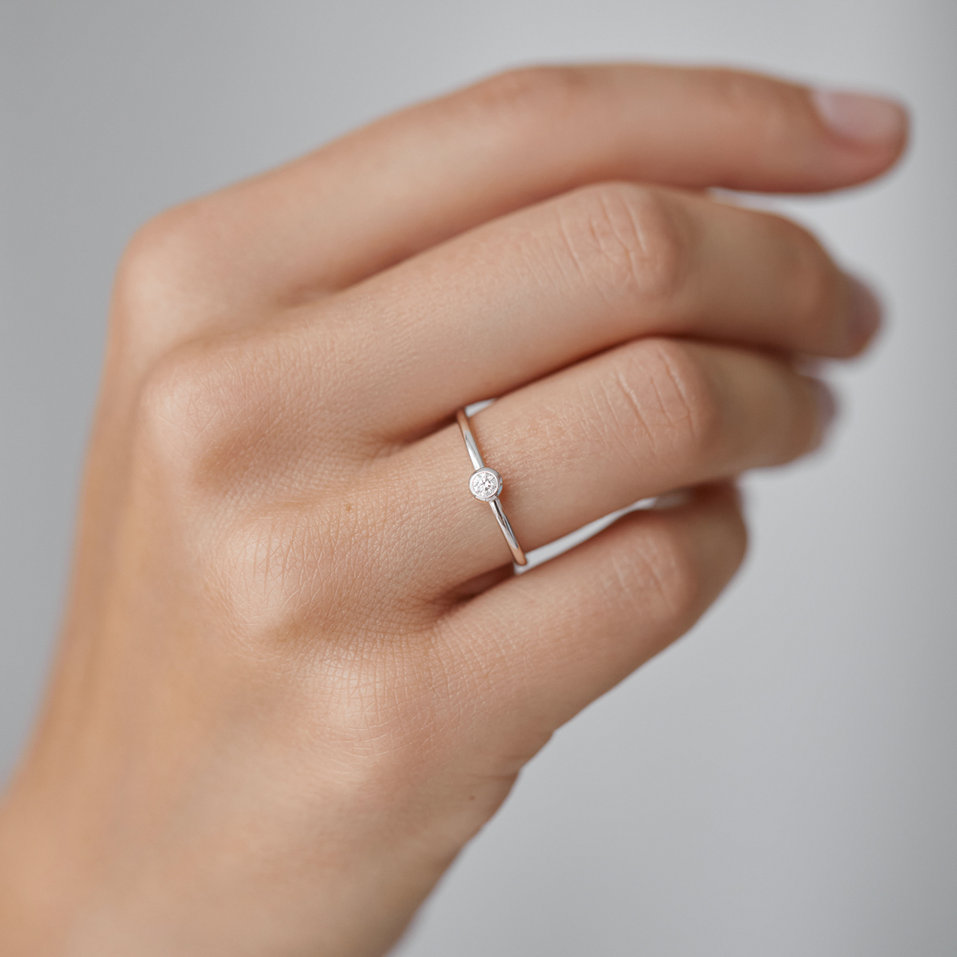 Diamond ring Glossy Dots