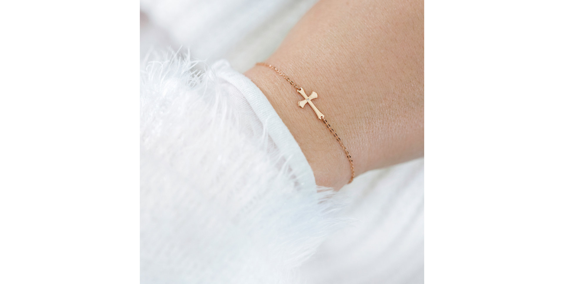 Diamond bracelet Faith