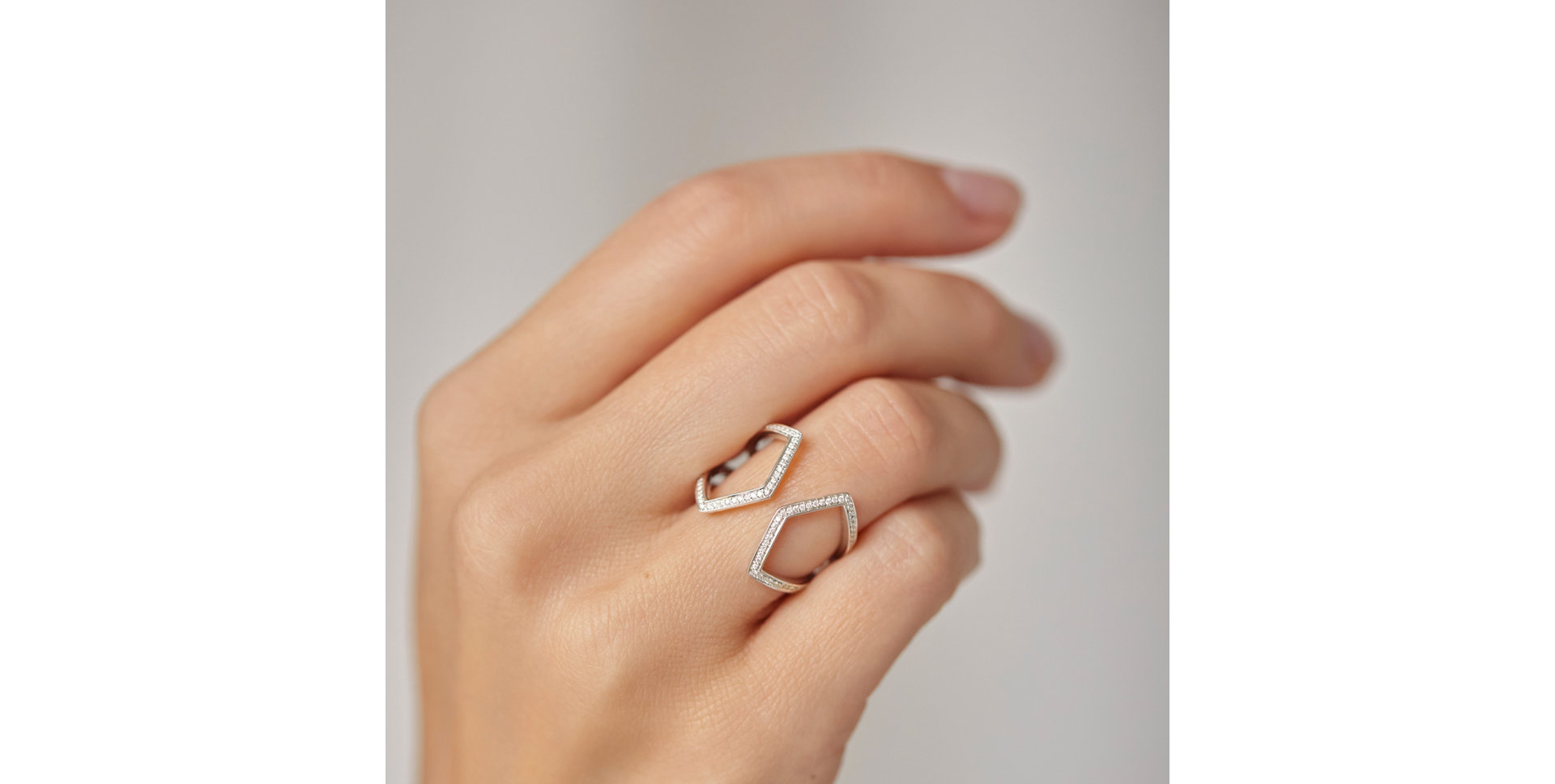 Diamond ring Shiny Vanity