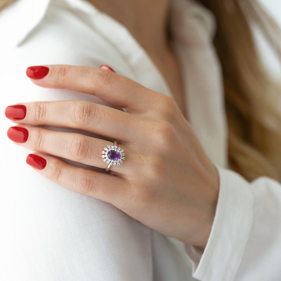 Diamond ring with Sapphire Classy Impulse