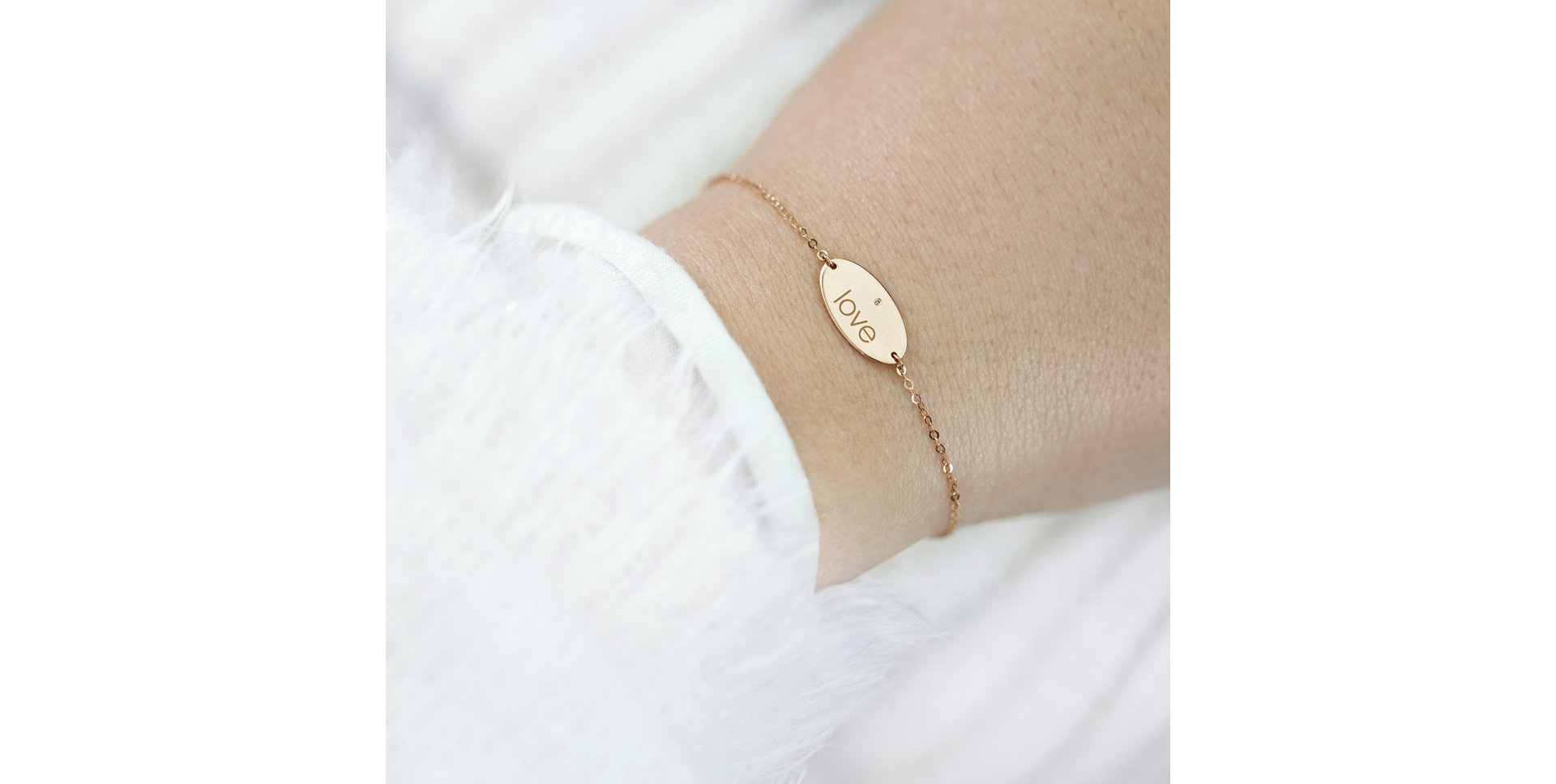 Diamond bracelet Love Amour Icon
