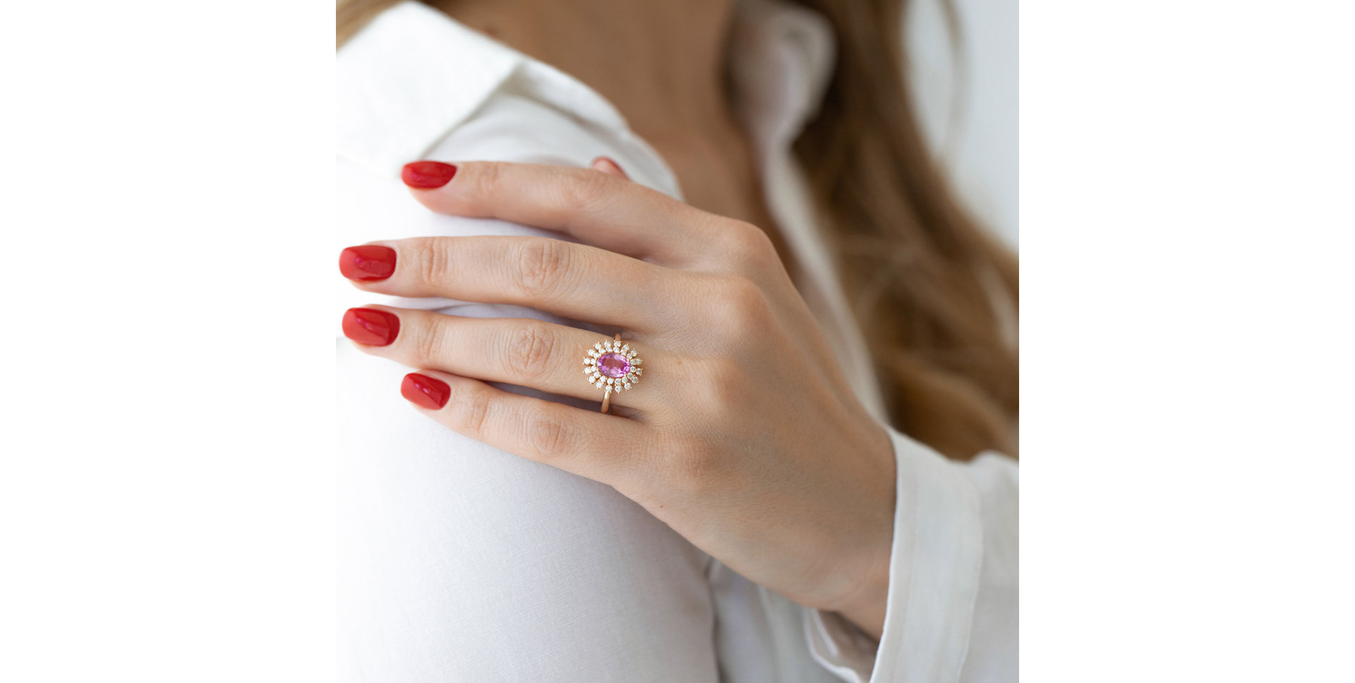 Diamond ring with Sapphire Fairytale Goddess
