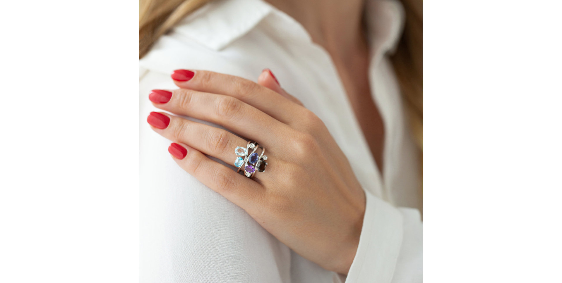 Diamond ring and gemstones Elrelith