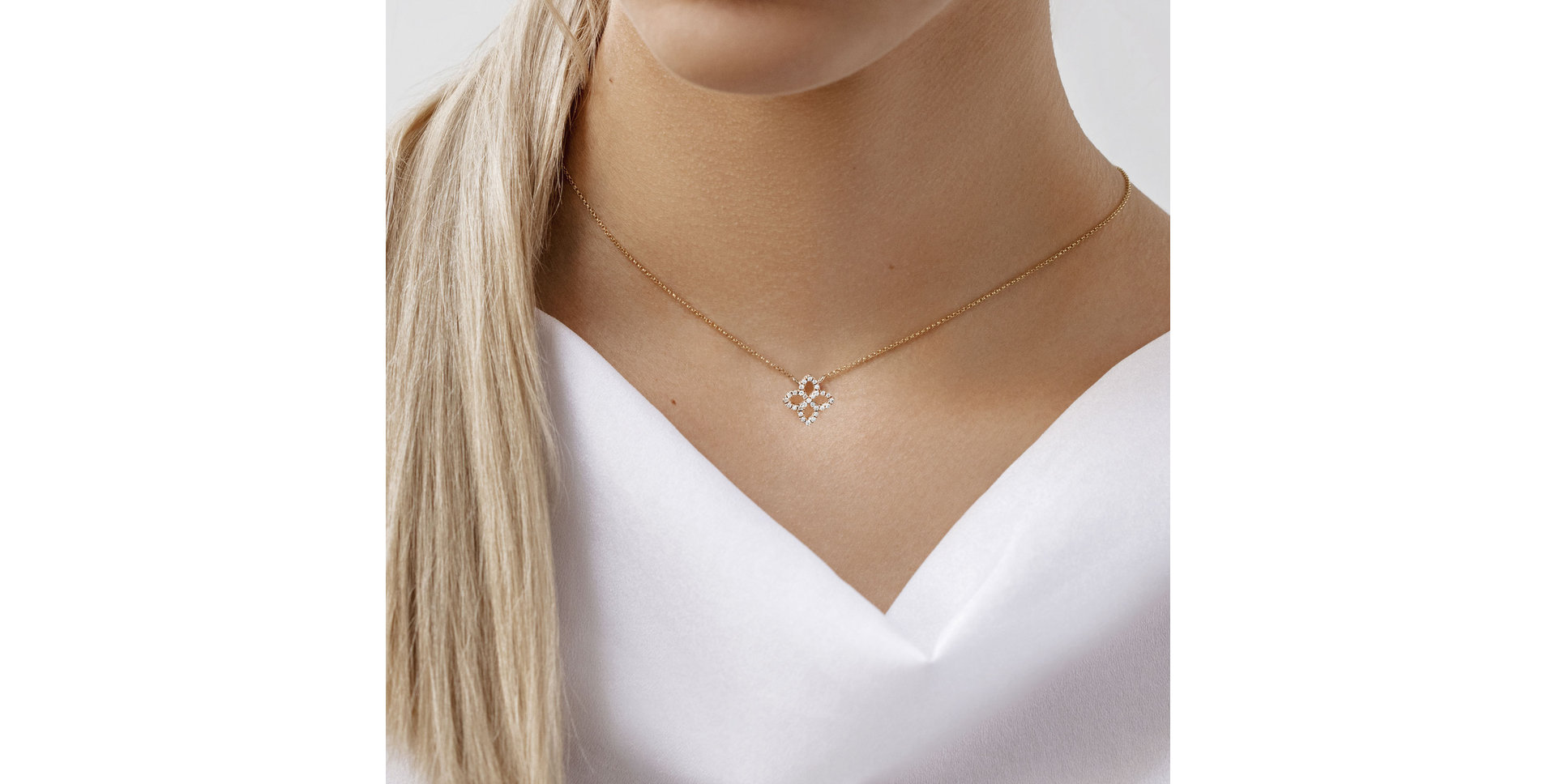 Diamond necklace Glamorous Petals