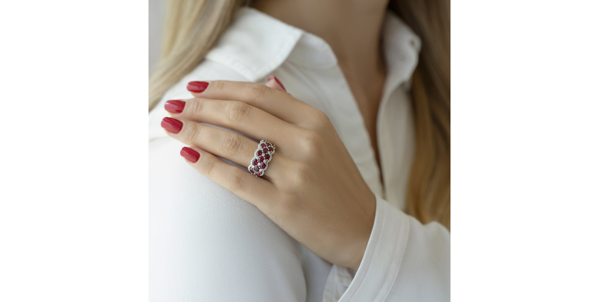 Diamond ring with Ruby Kayla