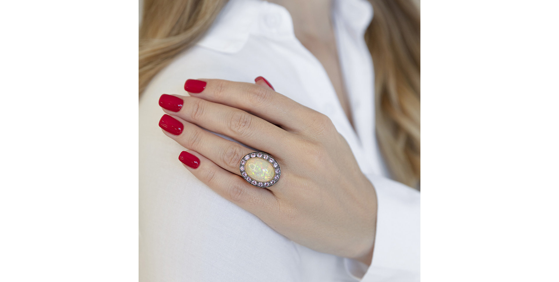 Ring with Opal and Sapphire Queen Rosemary