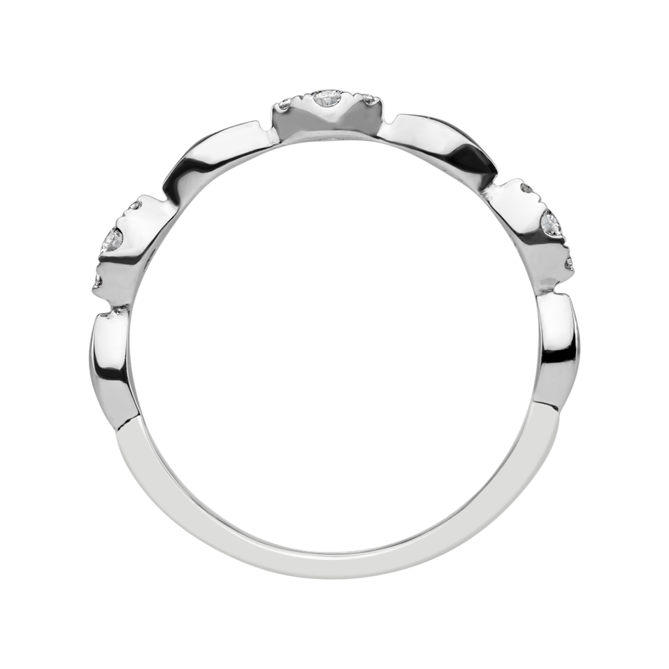 Diamond ring Star Attraction