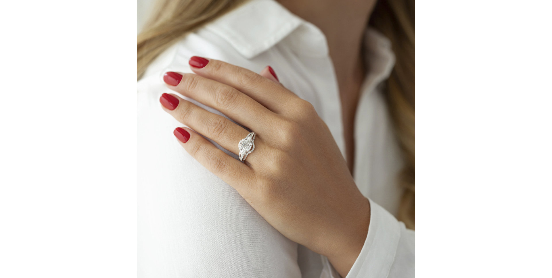 Diamond ring Gladissa