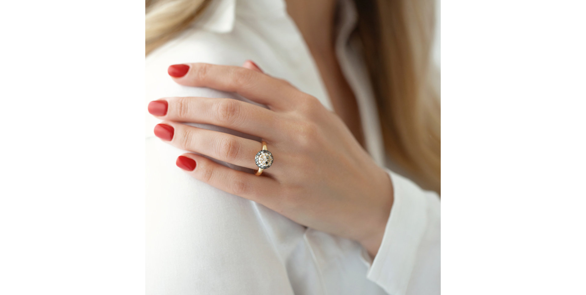Ring with white, brown and black diamonds Magic Poem