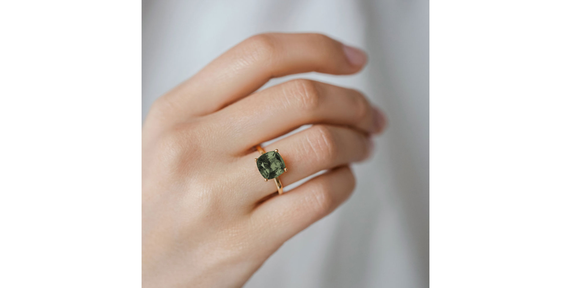 Ring with Amethyst Green Bonbon