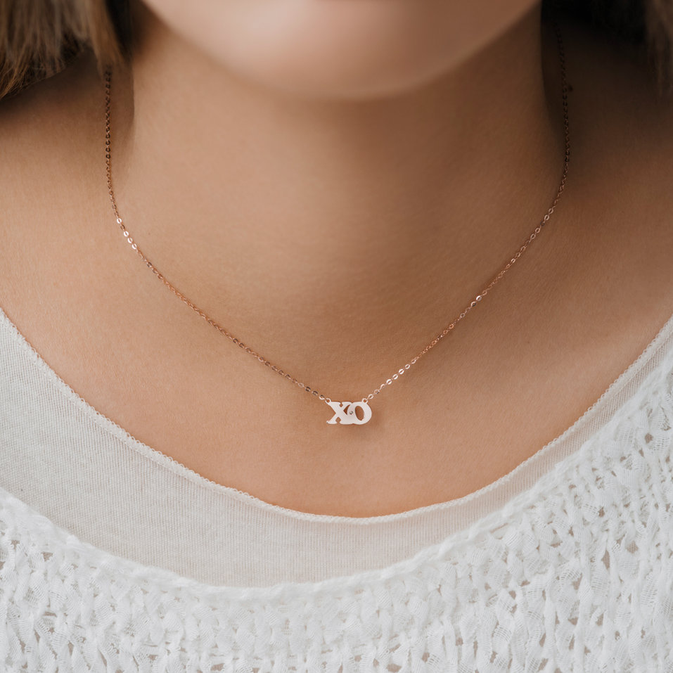 Diamond necklace XO
