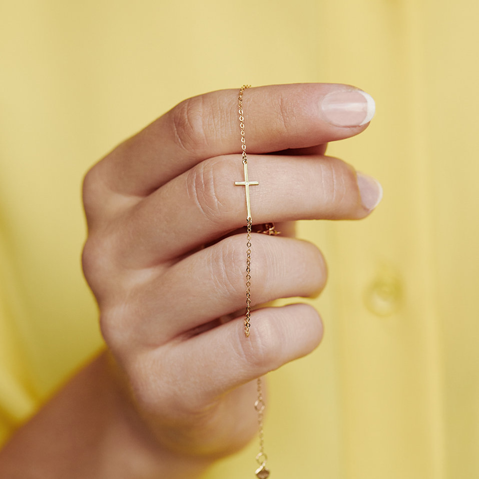 Diamond bracelet Cross