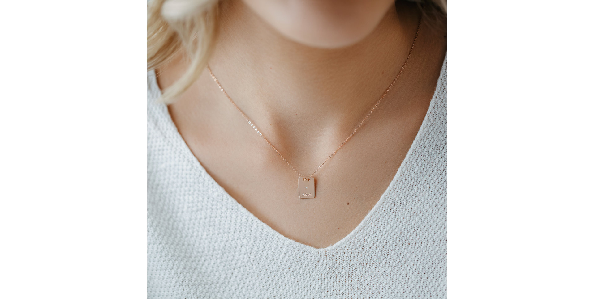 Diamond necklace Stamp Love