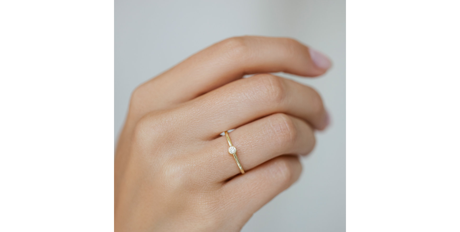 Diamond ring Seductive Glow