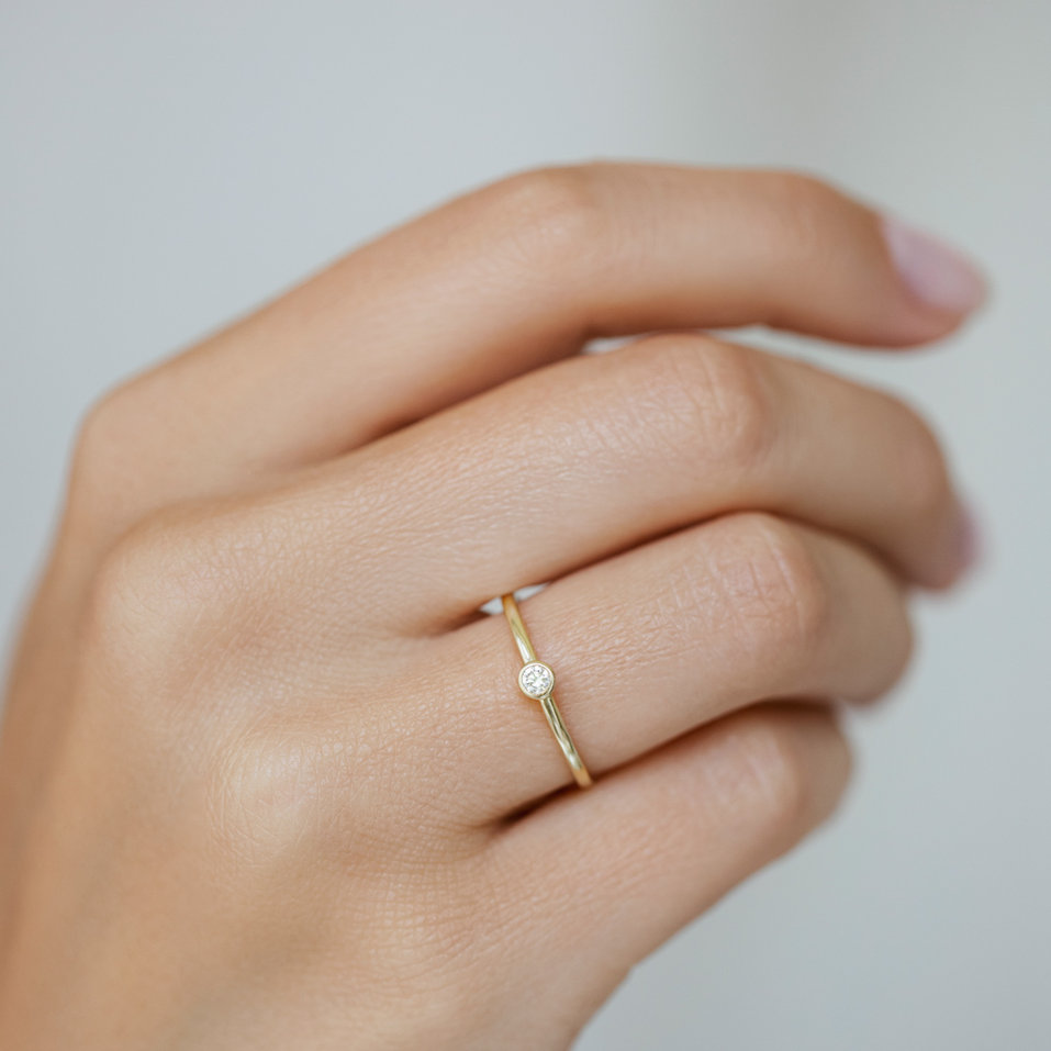 Diamond ring Seductive Glow