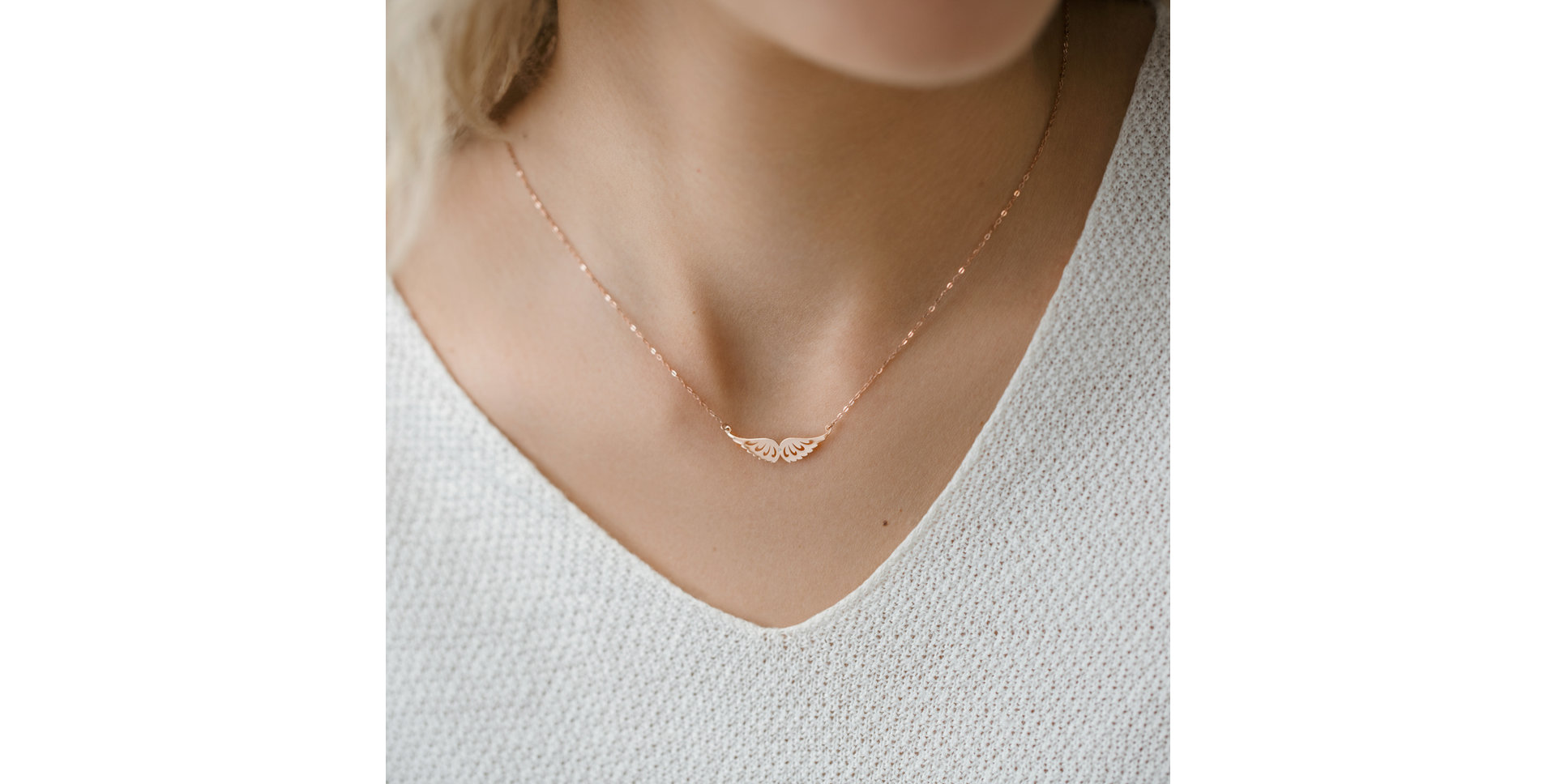 Diamond necklace Wings