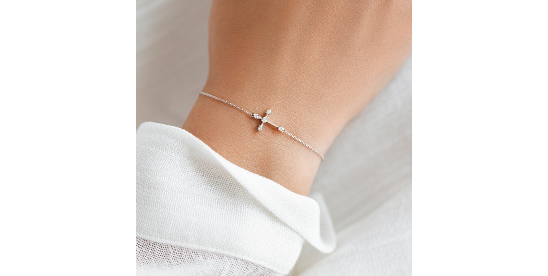 Diamond bracelet Shiny Cross