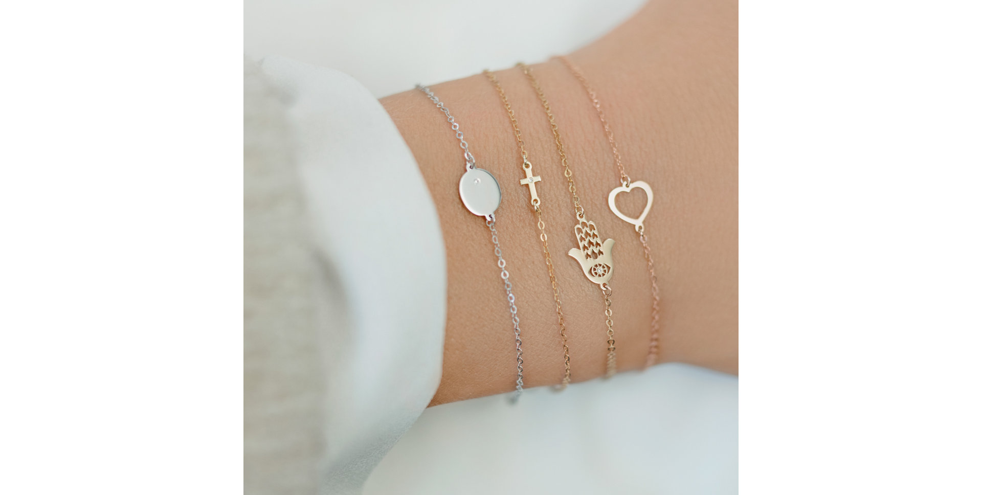 Diamond bracelet Tiny Cross