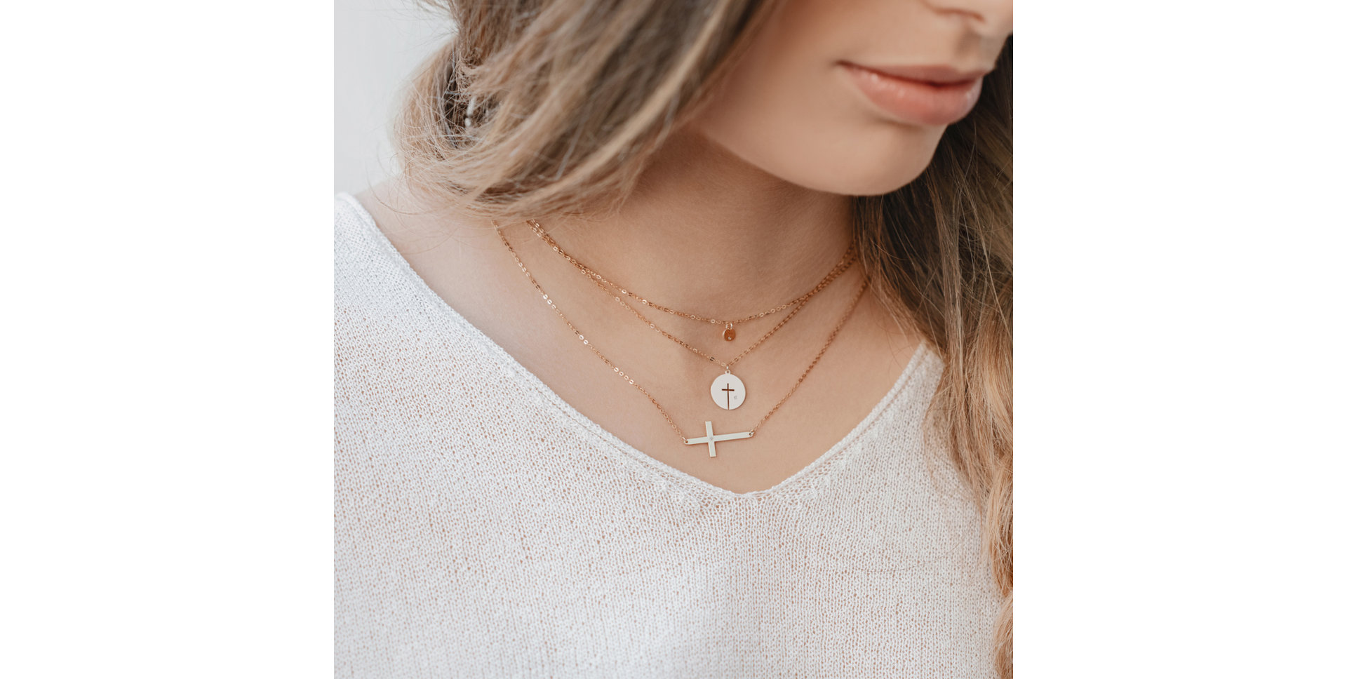 Diamond necklace Little Cross