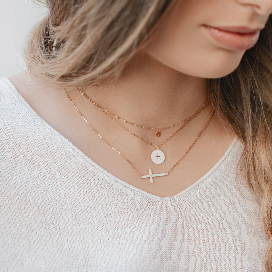 Diamond necklace Little Cross
