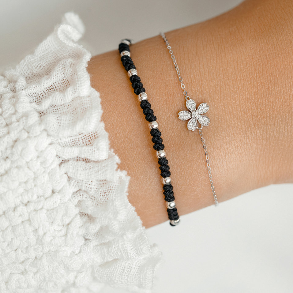 Diamond bracelet Flower