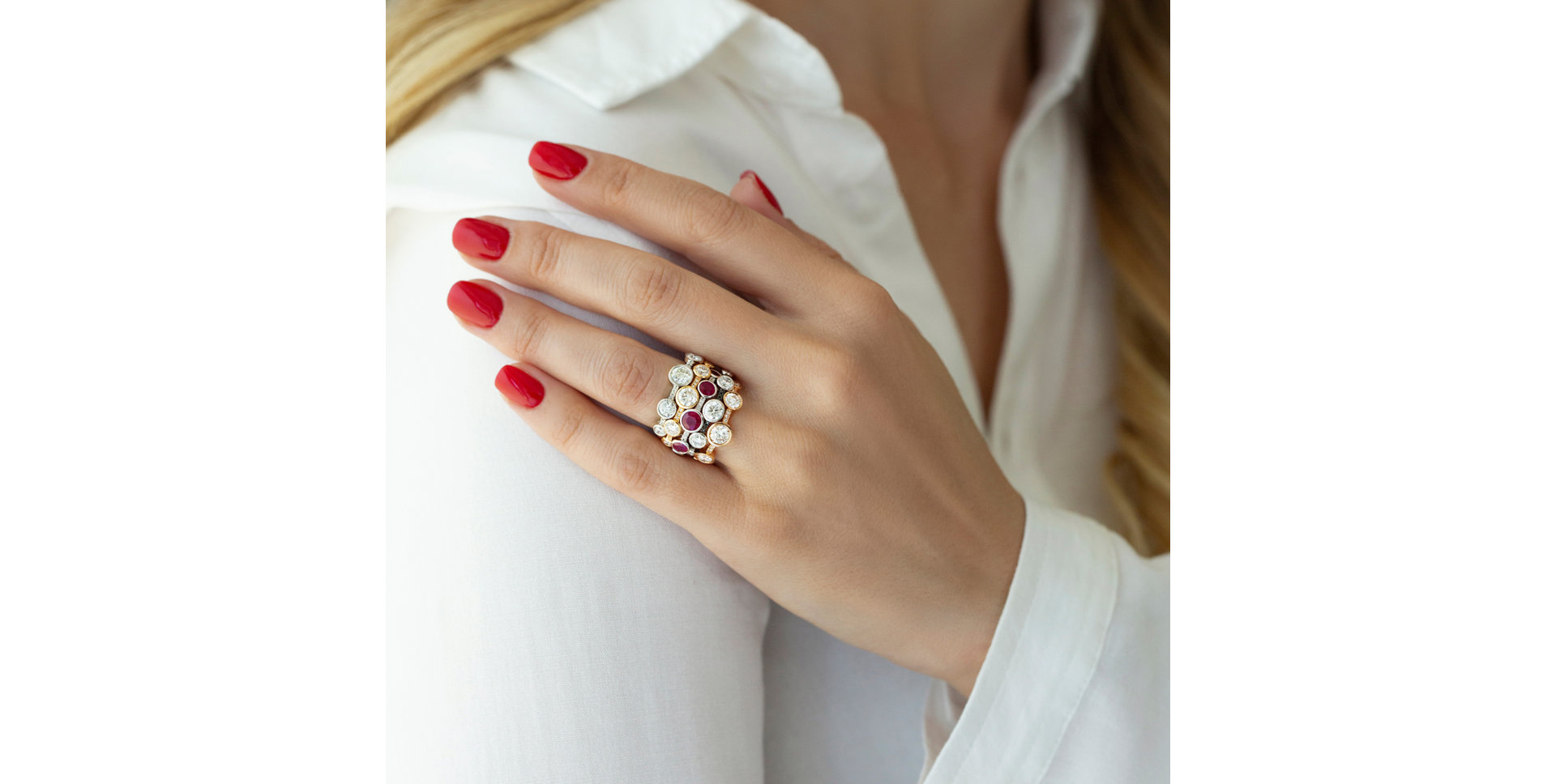 Ring with brown diamonds Galaxy of Passion