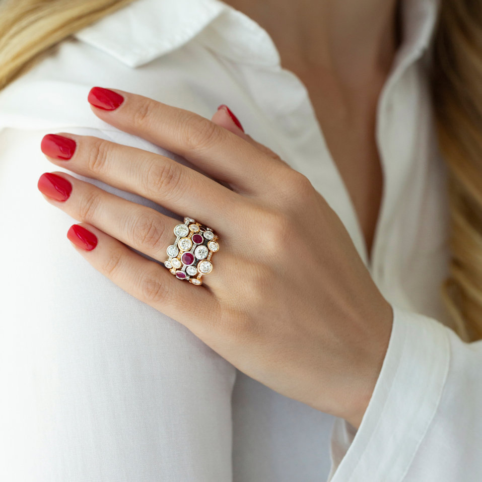Ring with brown diamonds Galaxy of Passion