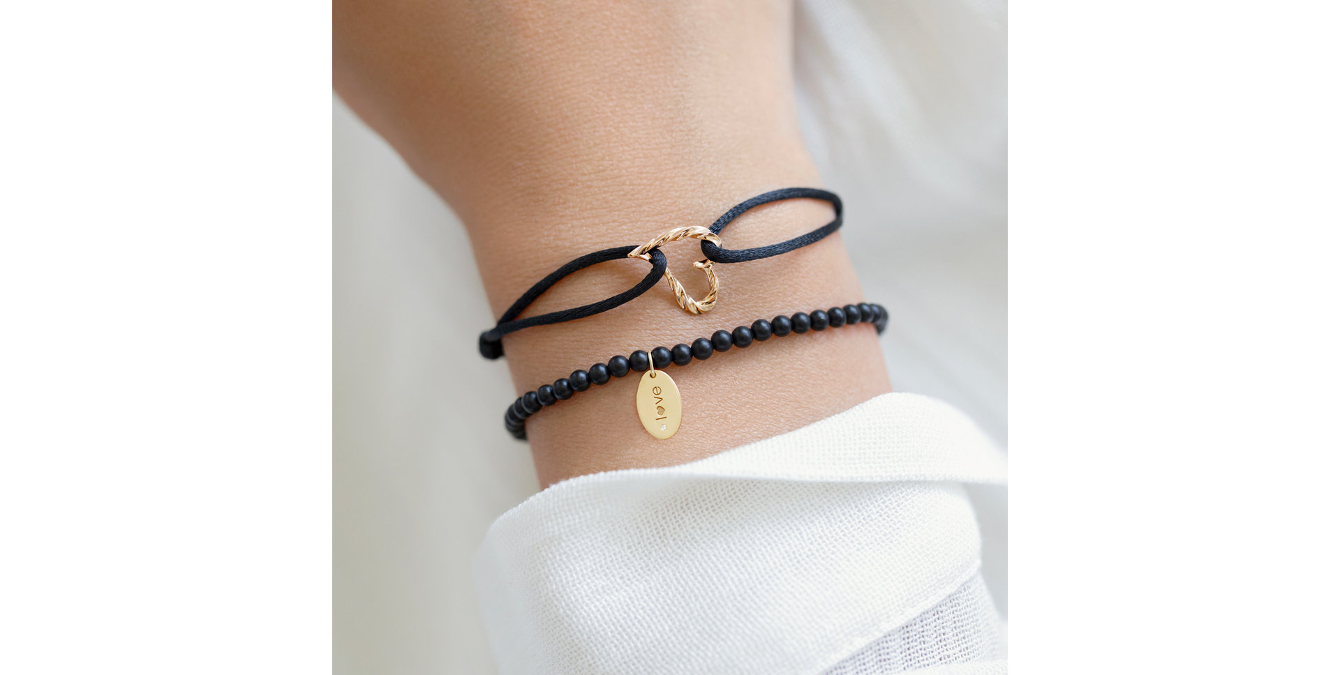 Diamond bracelet with Agate Dark Desire