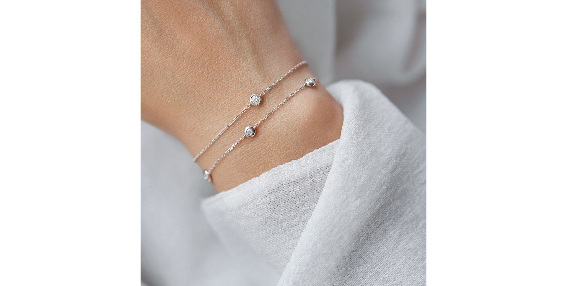 Bracelet with diamonds Sparkling Dot