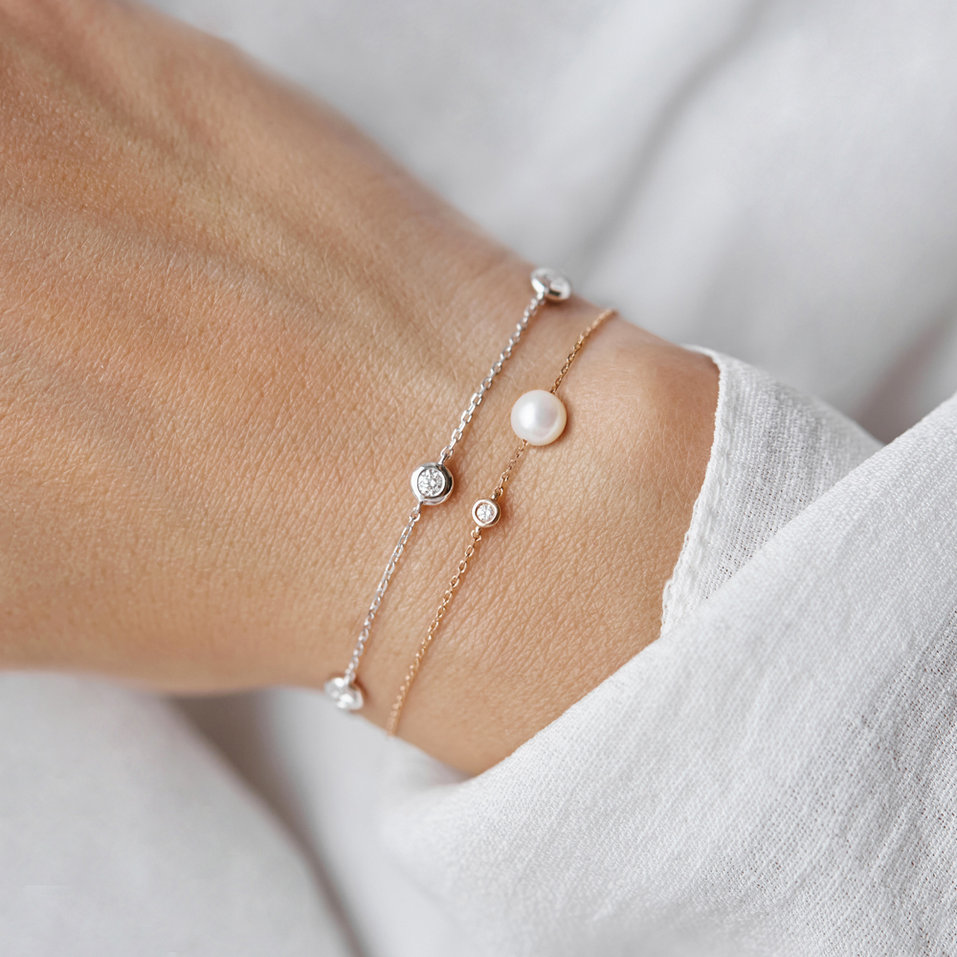 Diamond bracelet with pearl Stunning Lake