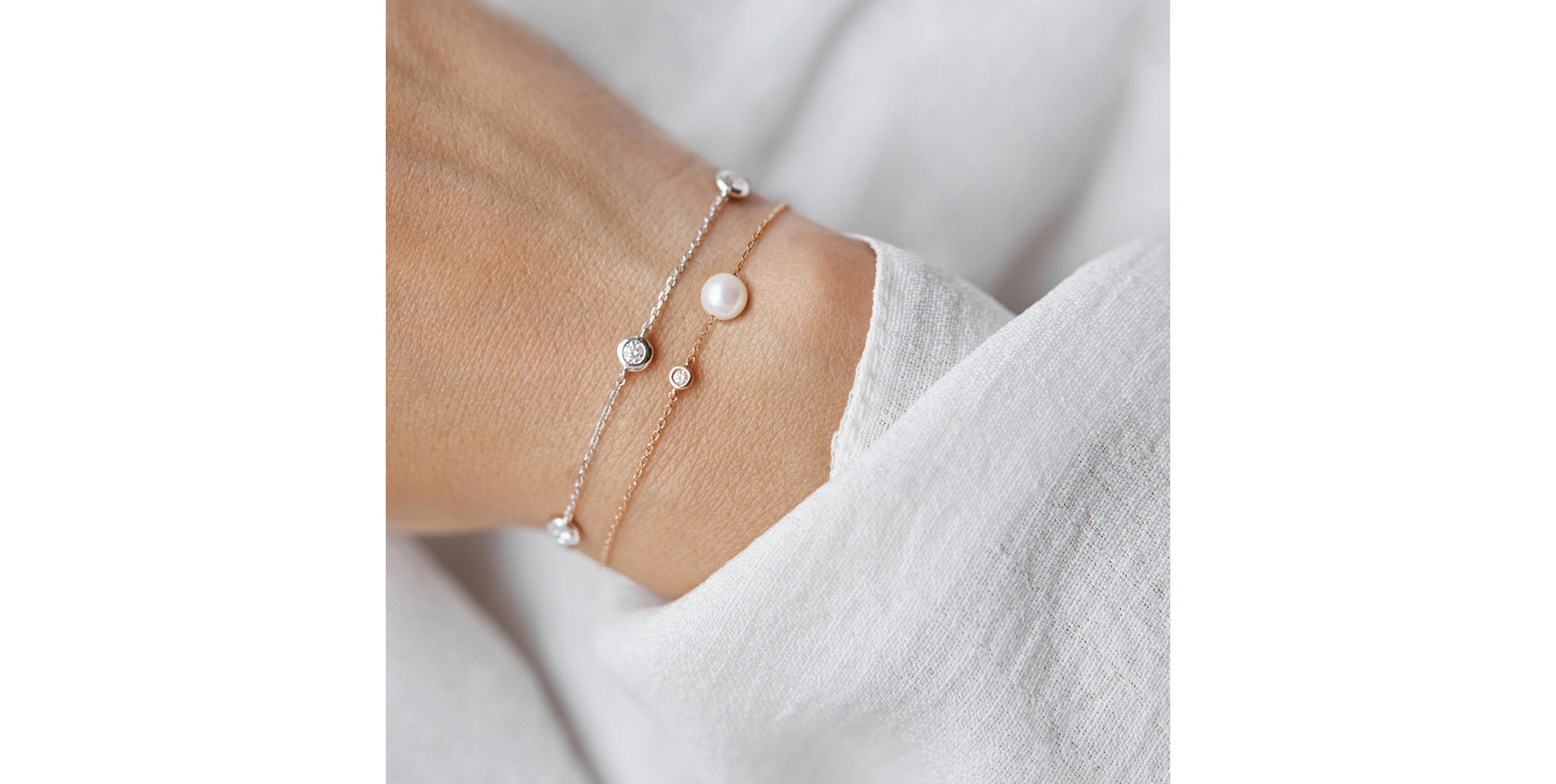 Bracelet with diamonds Sparkling Dot