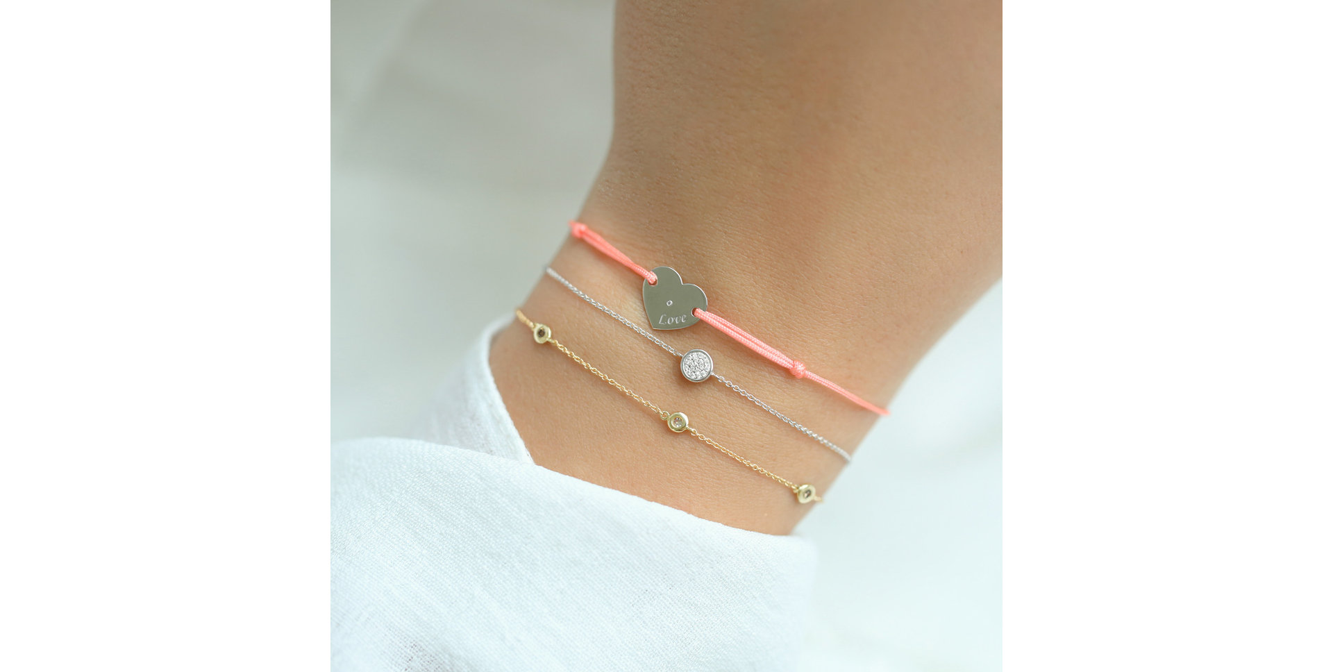 Bracelet with white, brown and black diamonds Dots