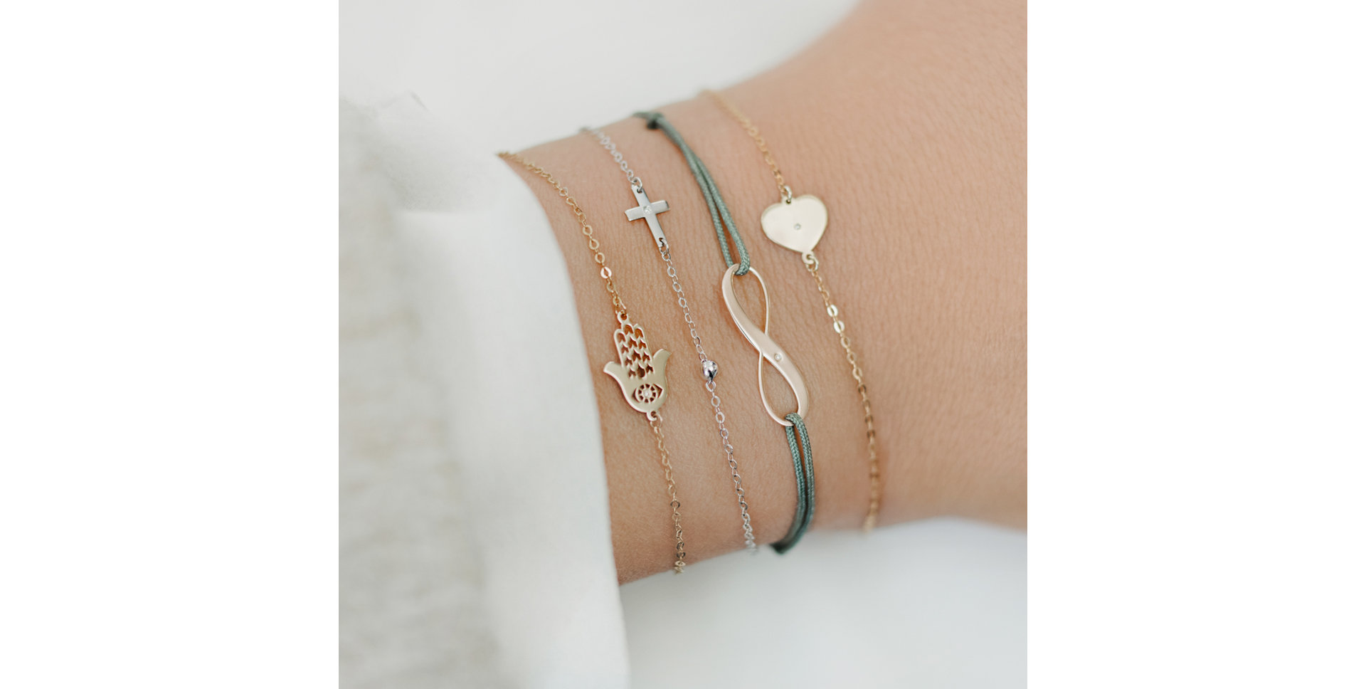 Diamond bracelet Infinity