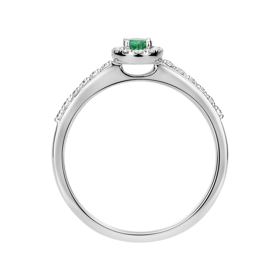 Diamond ring with Emerald Princess