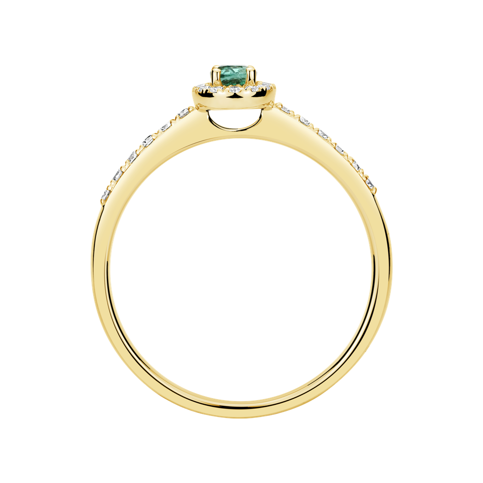 Diamond ring with Emerald Princess