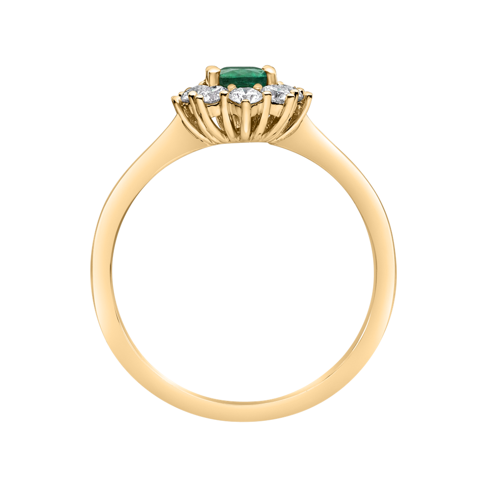 Diamond ring with Emerald Princess