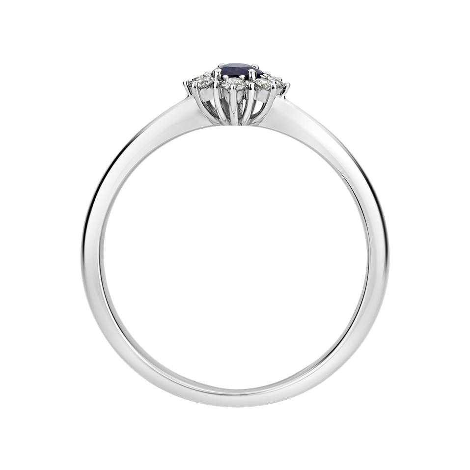 Diamond ring with Sapphire Princess