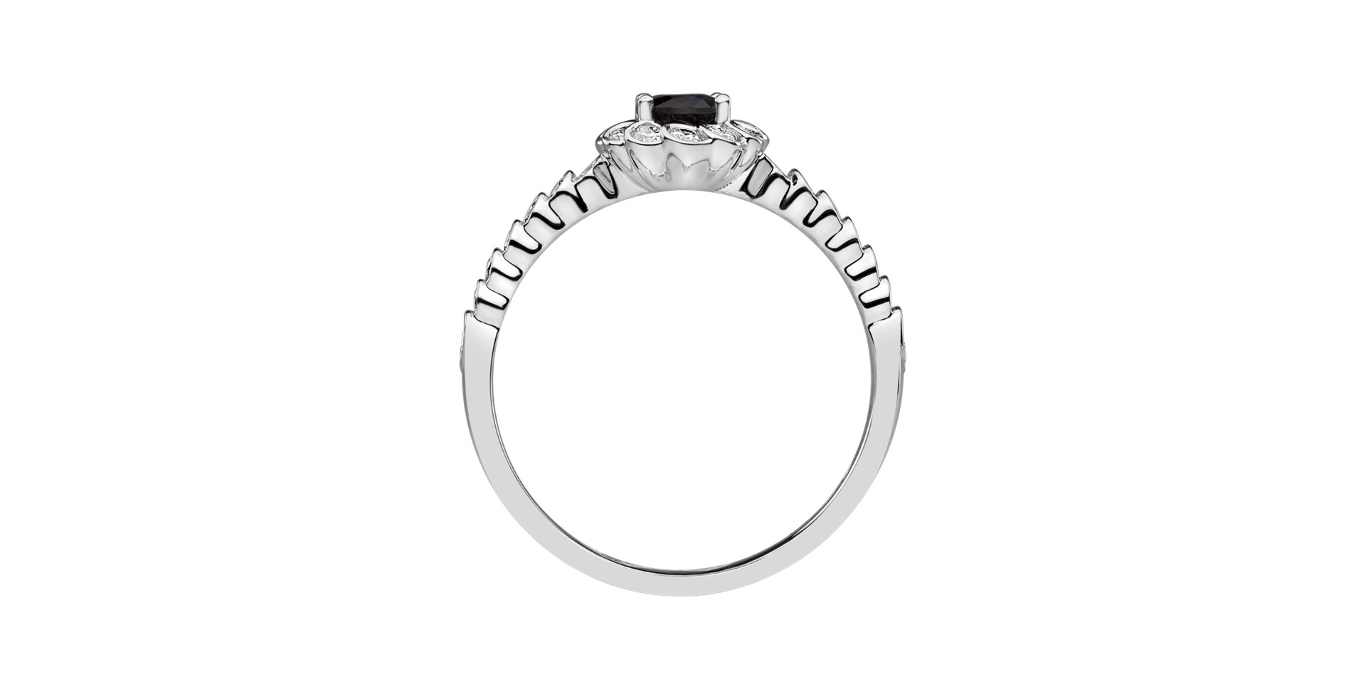 Diamond ring with Sapphire Glamour Princess