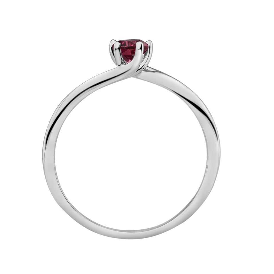 Ring with Rhodolite Bonbon