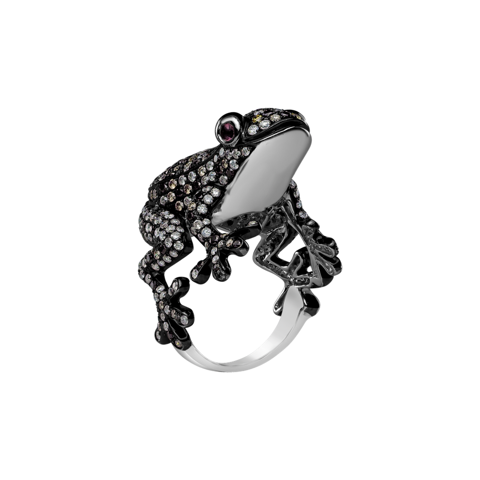 Ring with white, brown and black diamonds and Tourmalíne My Frog