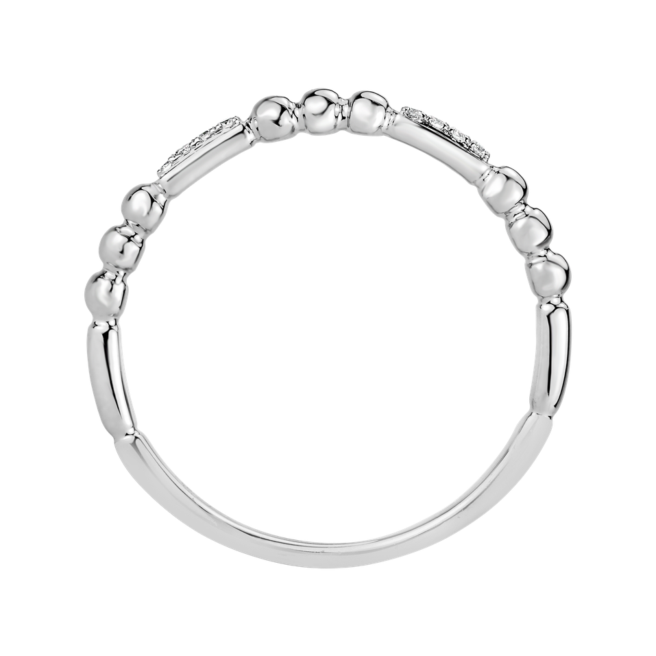 Diamond ring Simplicity