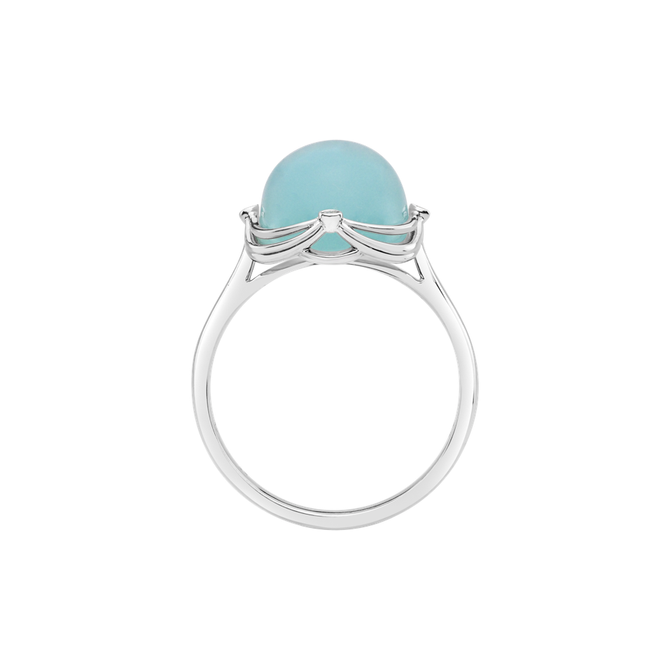 Diamond ring with Chalcedony Noble Touch